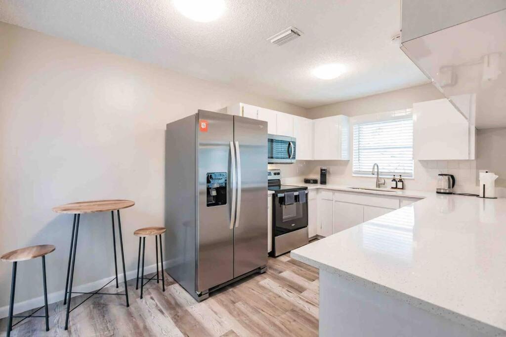 Poolside Oasis-5 Miles From Venice Beach Экстерьер фото